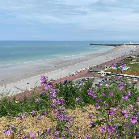 El Arco Iris Entre Port Et Plage Dieppe Exterior photo